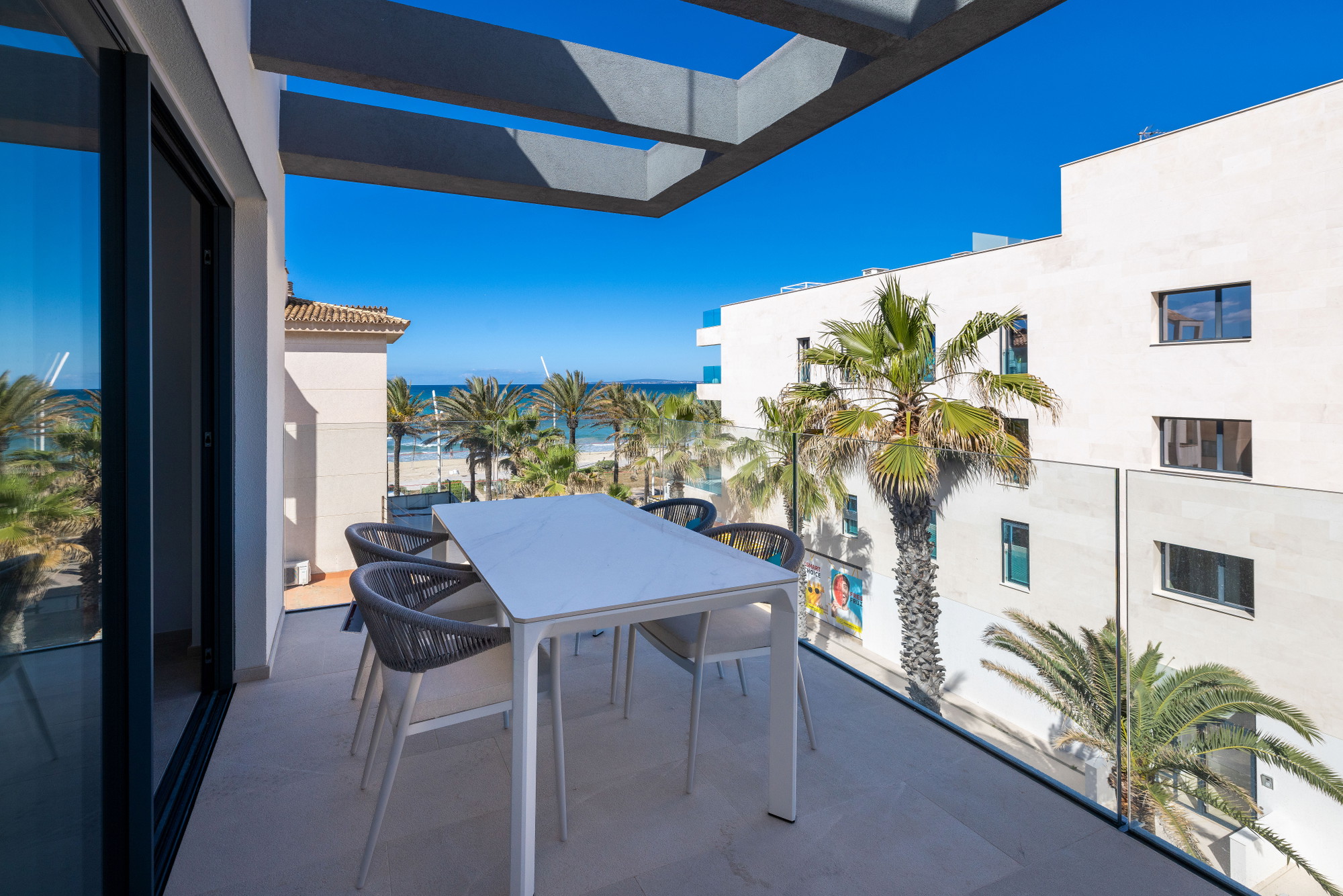 Spektakuläres Duplex-Penthouse mit privatem Pool und Terrassen
