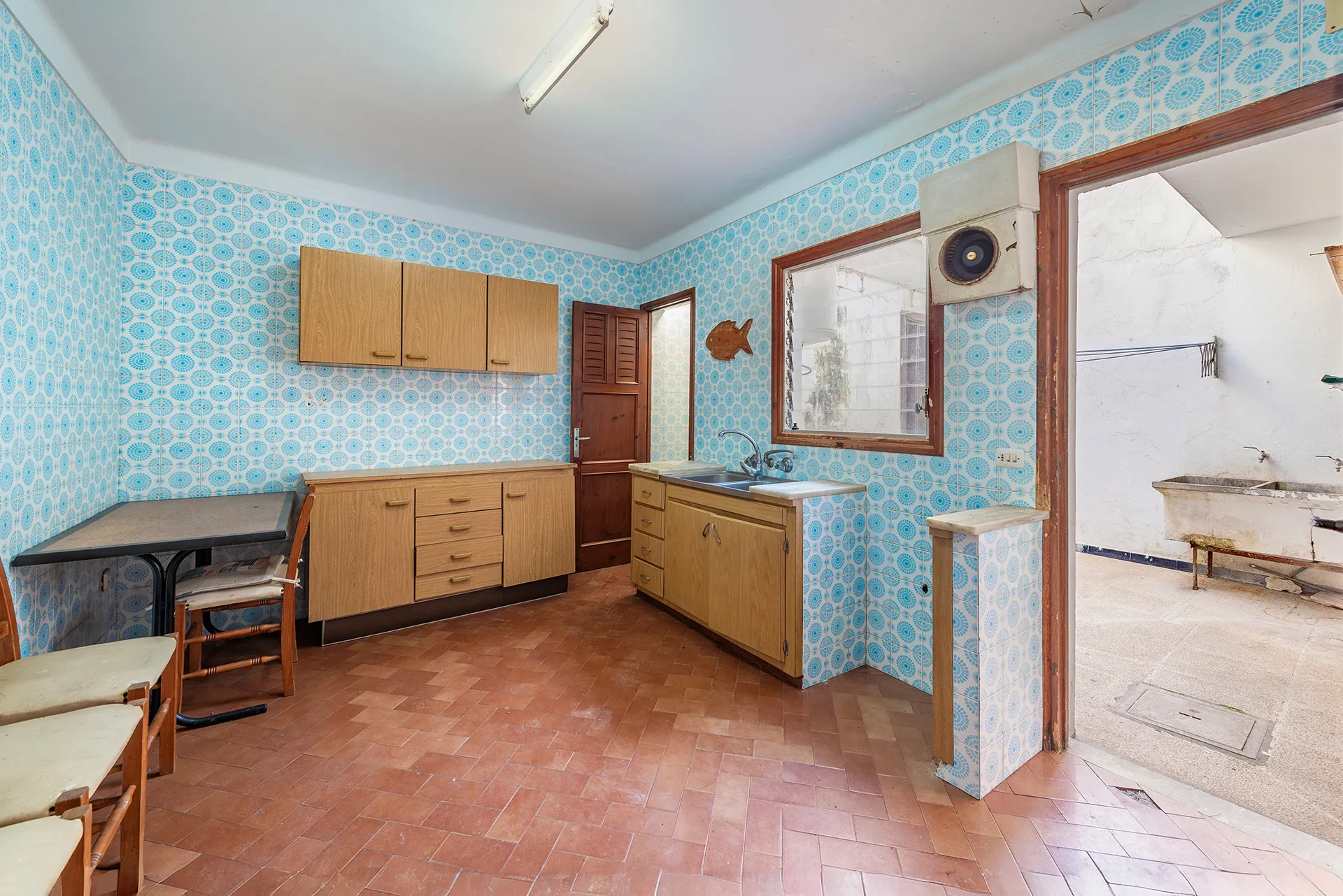 Opportunità di ristrutturazione a Pollença: tanto spazio per la vostra casa dei sogni-7