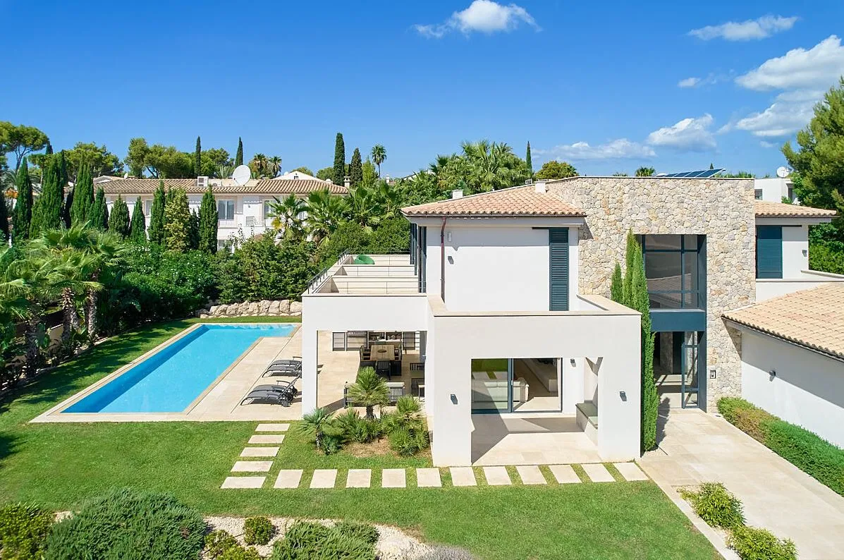 Impressionant vila en una ubicació privilegiada a Nova Santa Ponsa-23