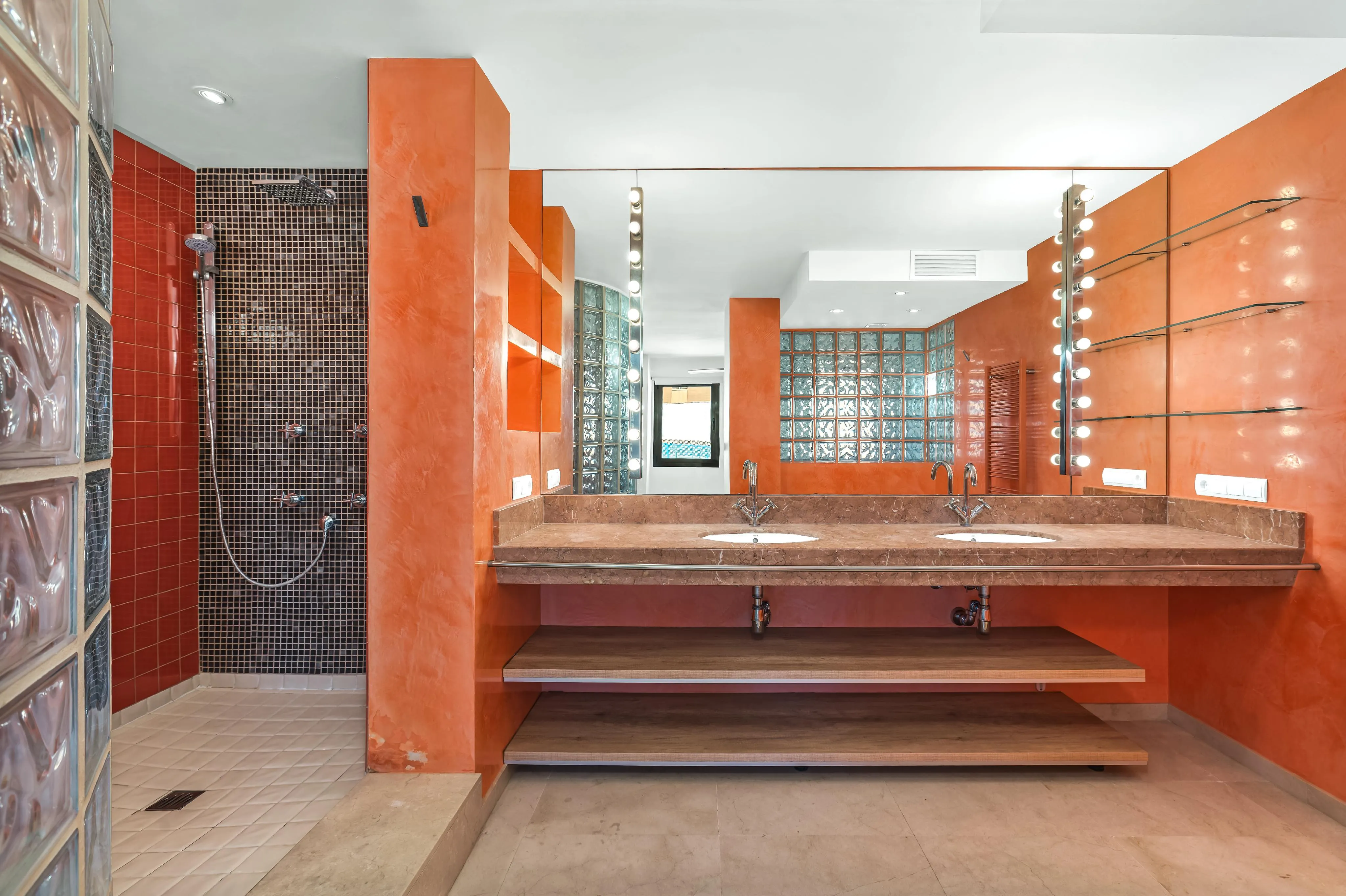 Maravilloso Ático con Espectaculares vistas al mar y a la ciudad-7