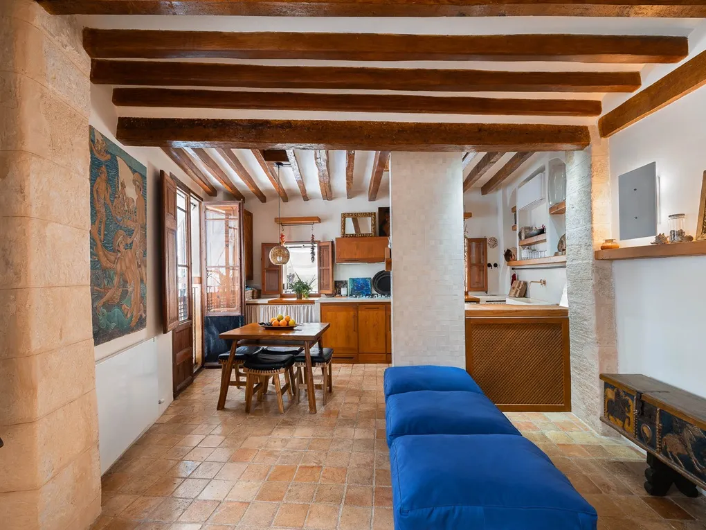 Uitzonderlijk appartement in het hart van de oude stad-1