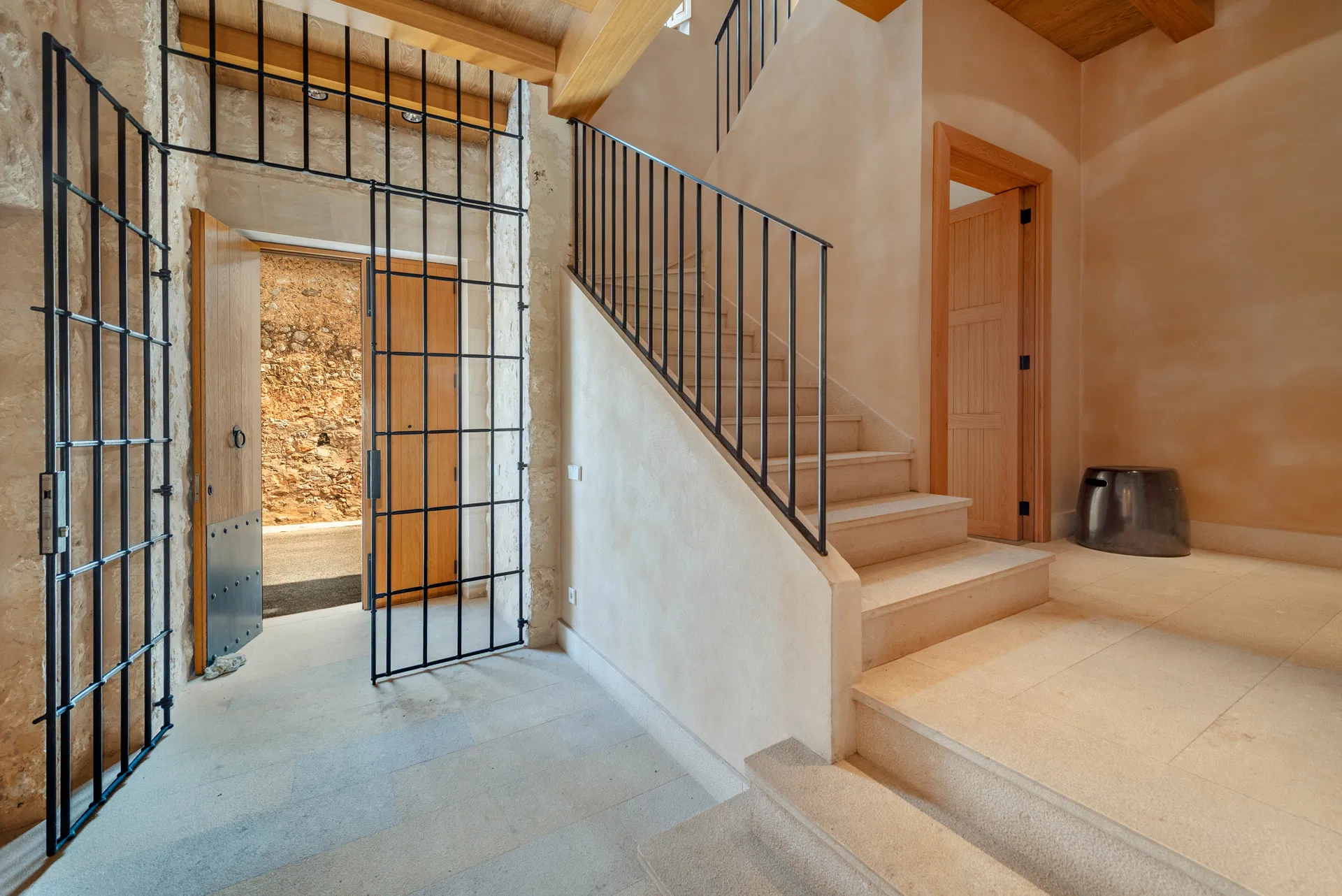 Modern and elegant semi-detached house in Campanet with ETV licence-7
