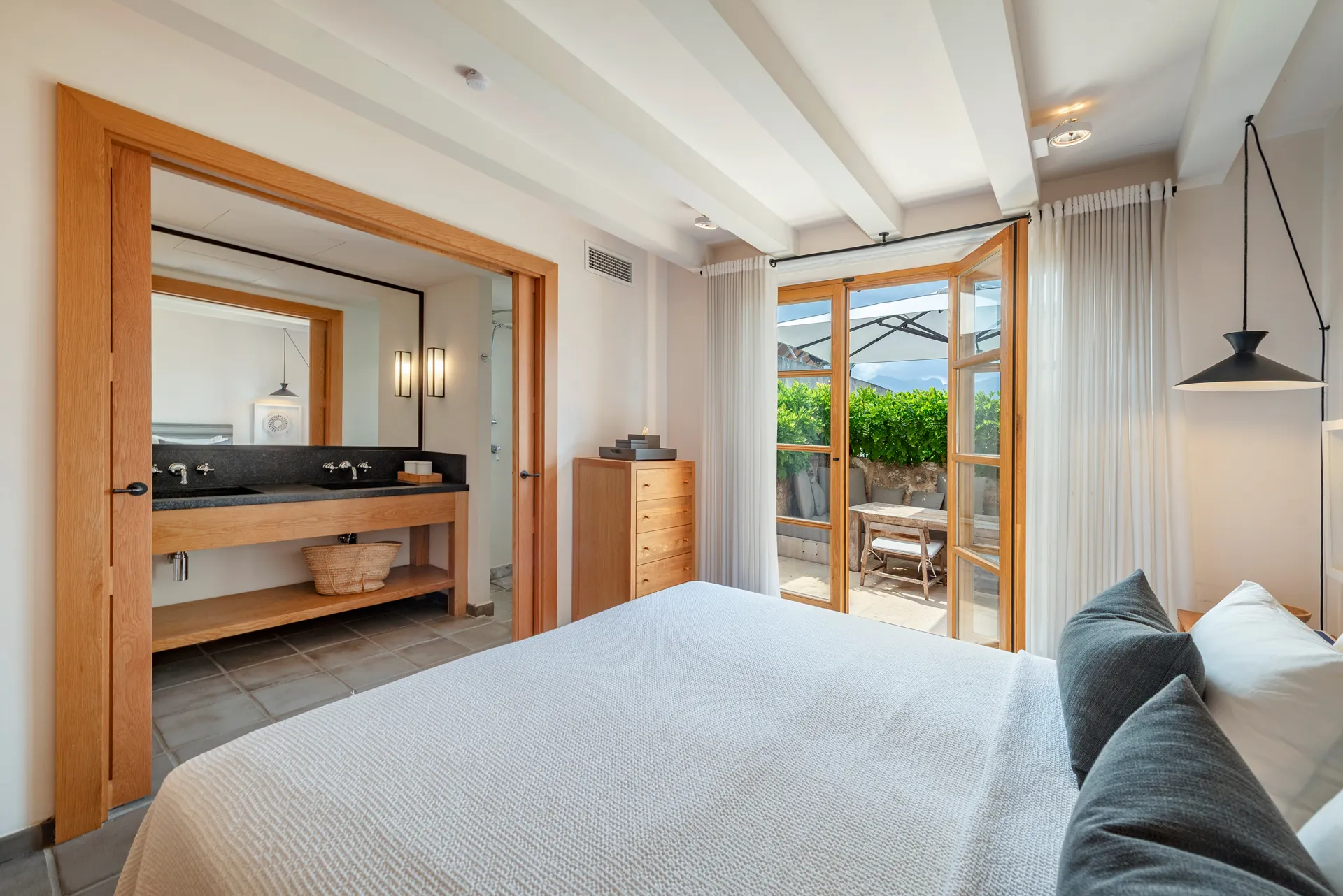 Modern and elegant semi-detached house in Campanet with ETV licence-12