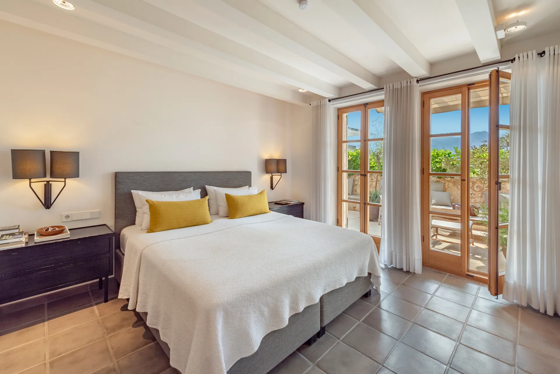 Modern and elegant semi-detached house in Campanet with ETV licence-24