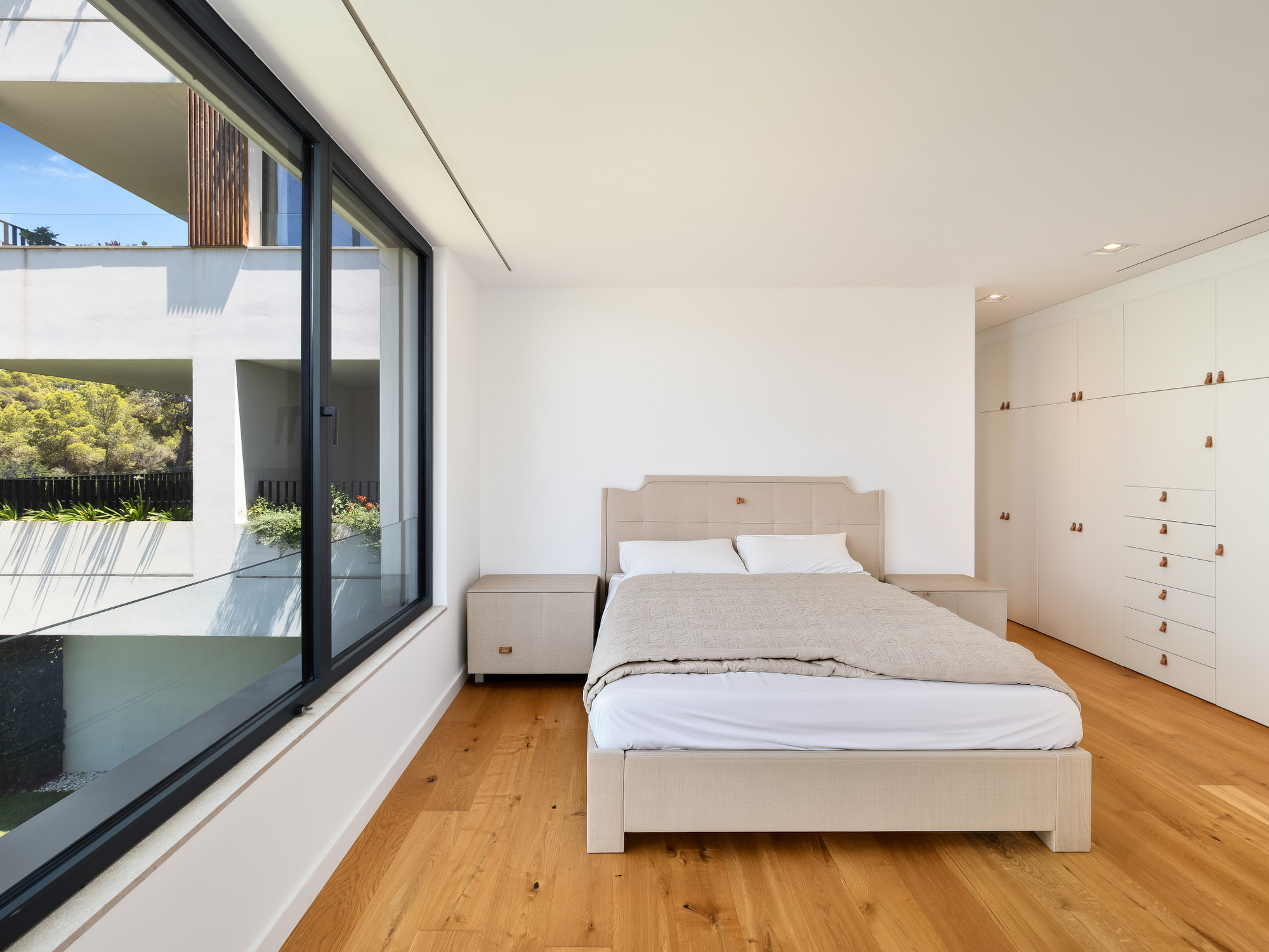 Modern apartment in sought-after community in Nova Santa Ponsa-8