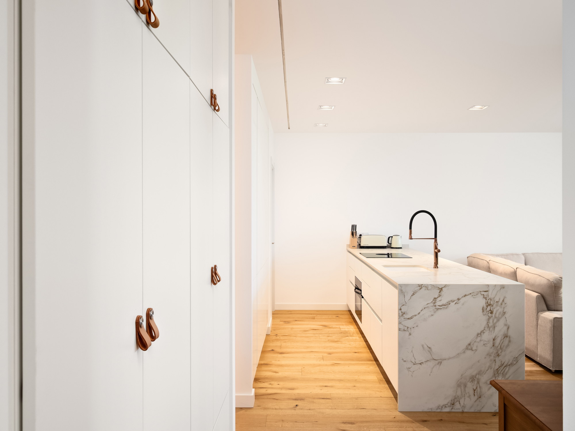 Modern apartment in sought-after community in Nova Santa Ponsa-7