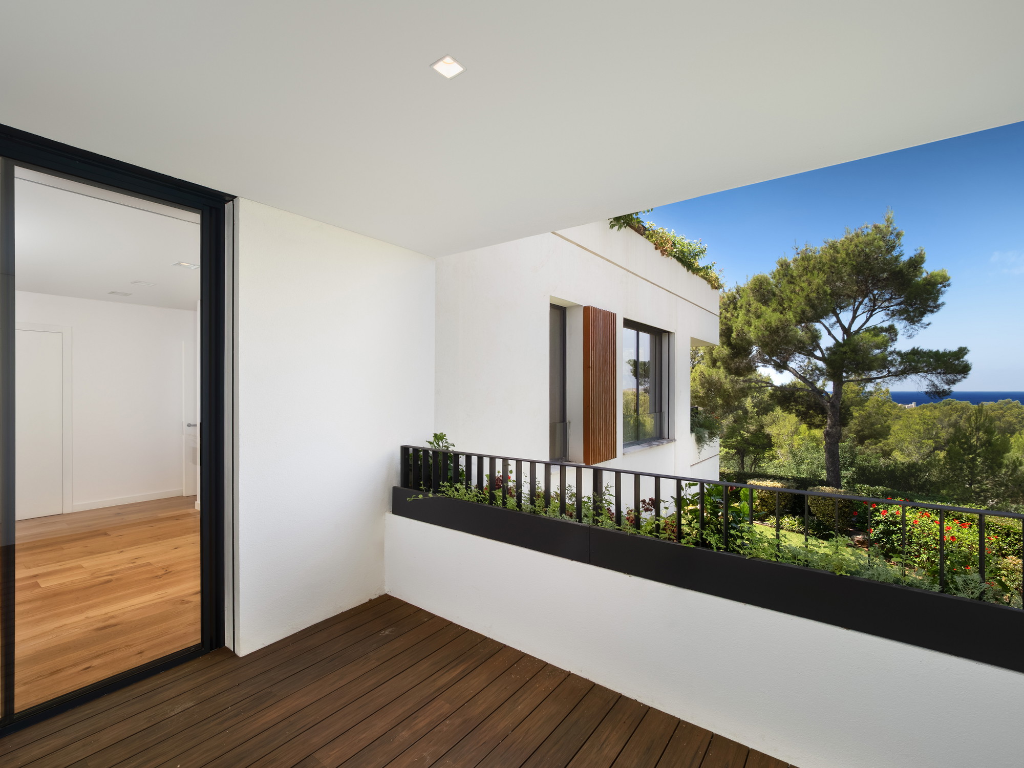 Modern apartment in sought-after community in Nova Santa Ponsa-12