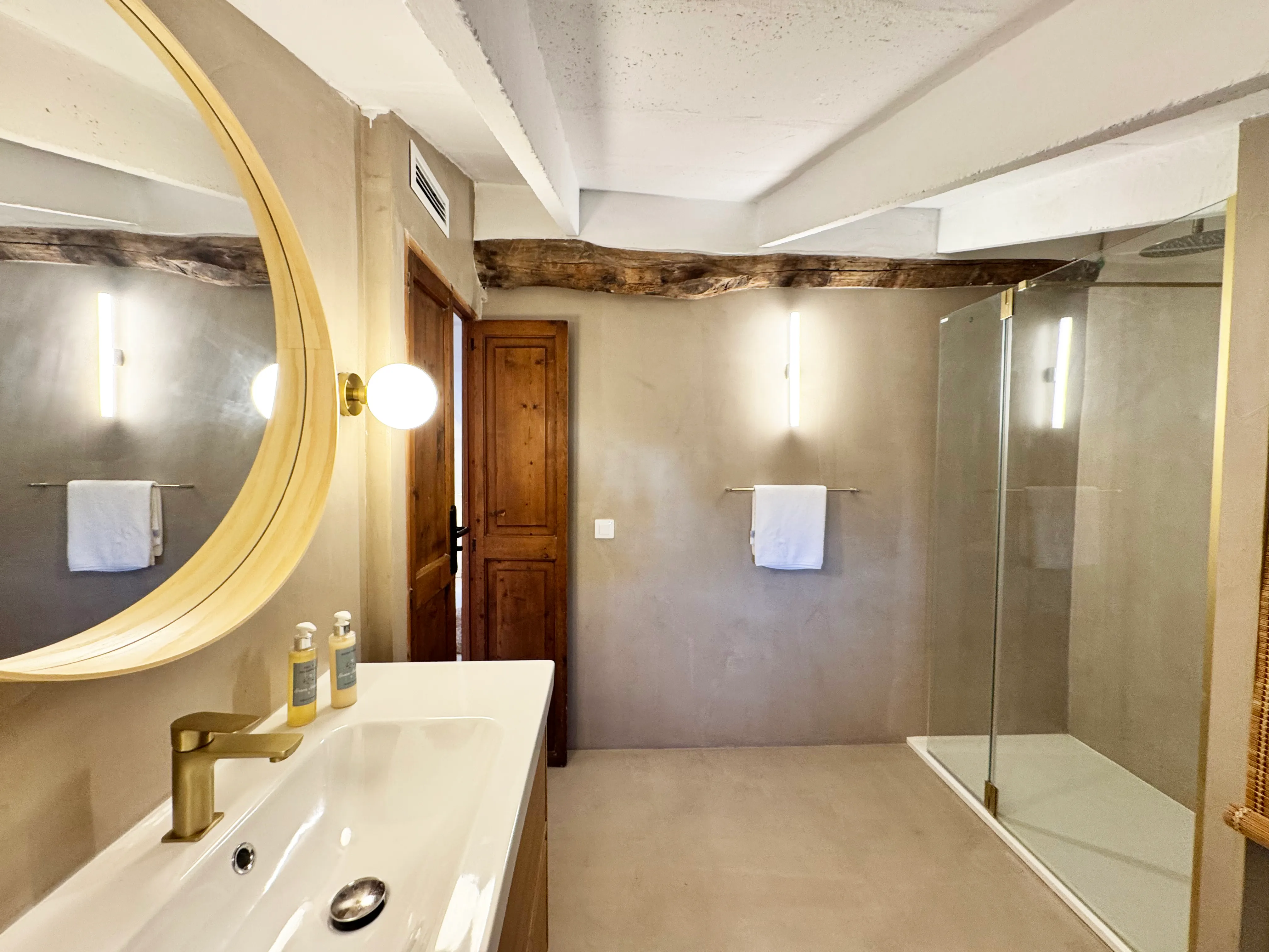 Refugi privat a la muntanya a Caimari-10