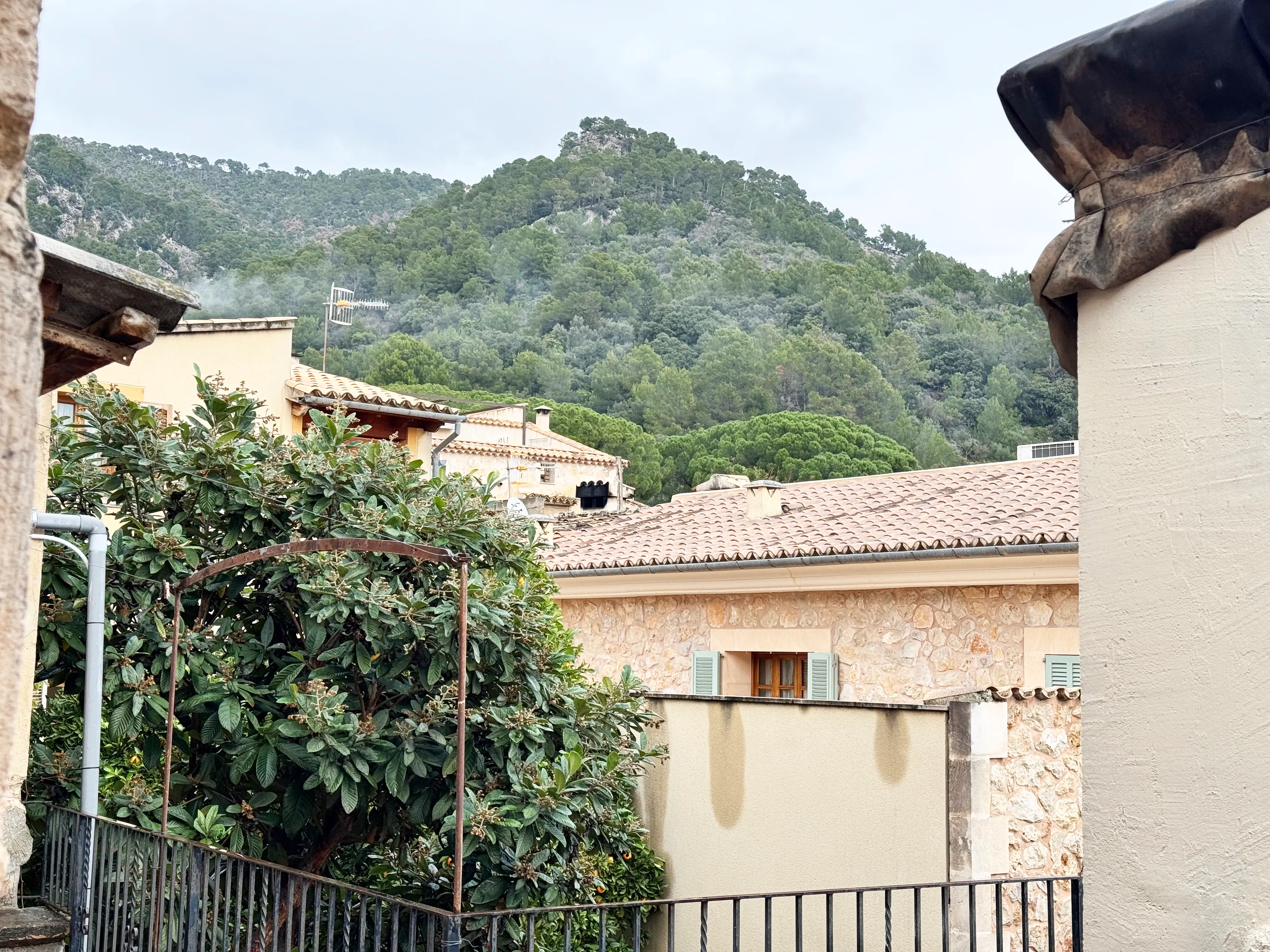 Refugi privat a la muntanya a Caimari-14