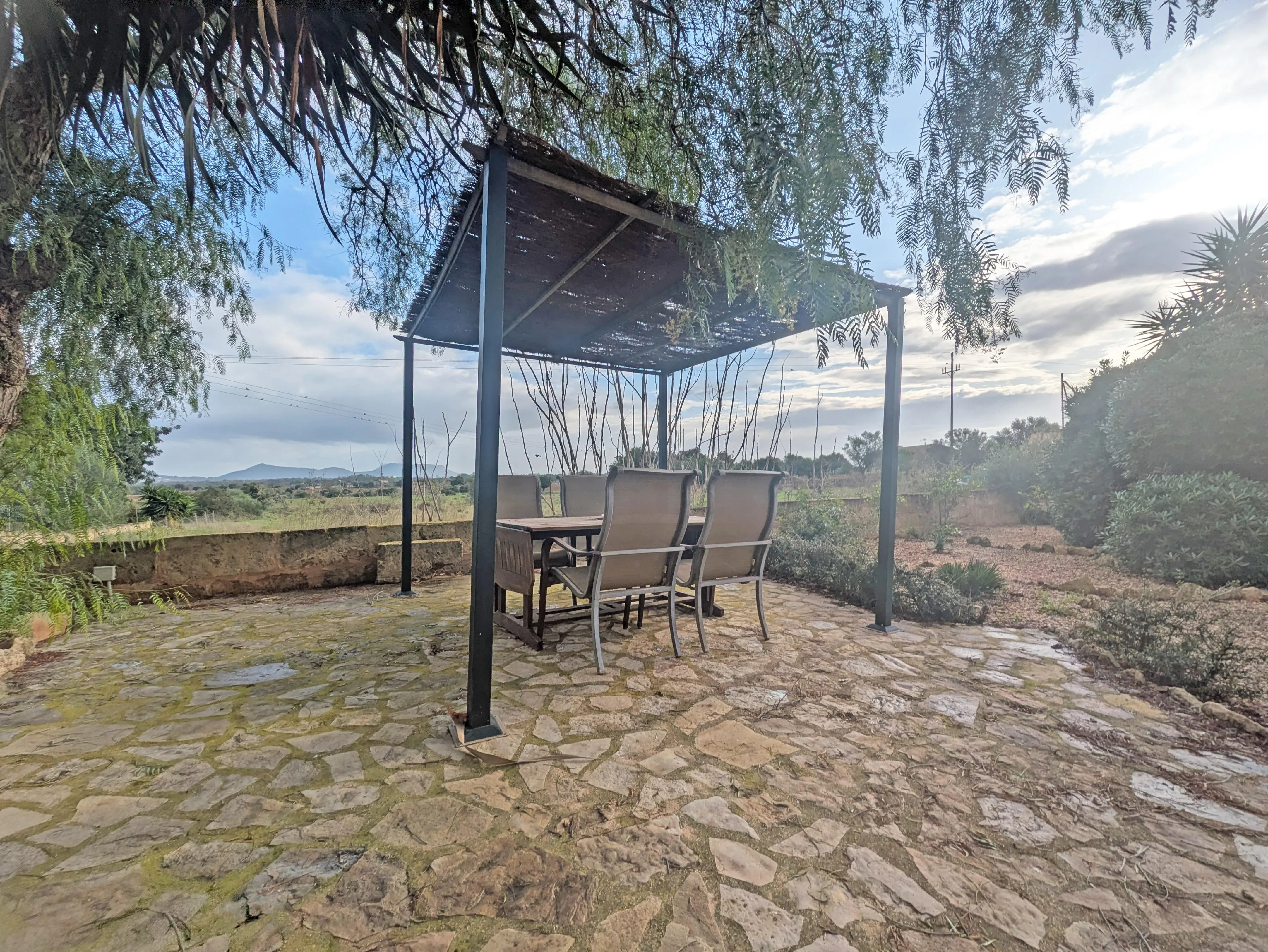 Charming Ground floor with pool and garden-12