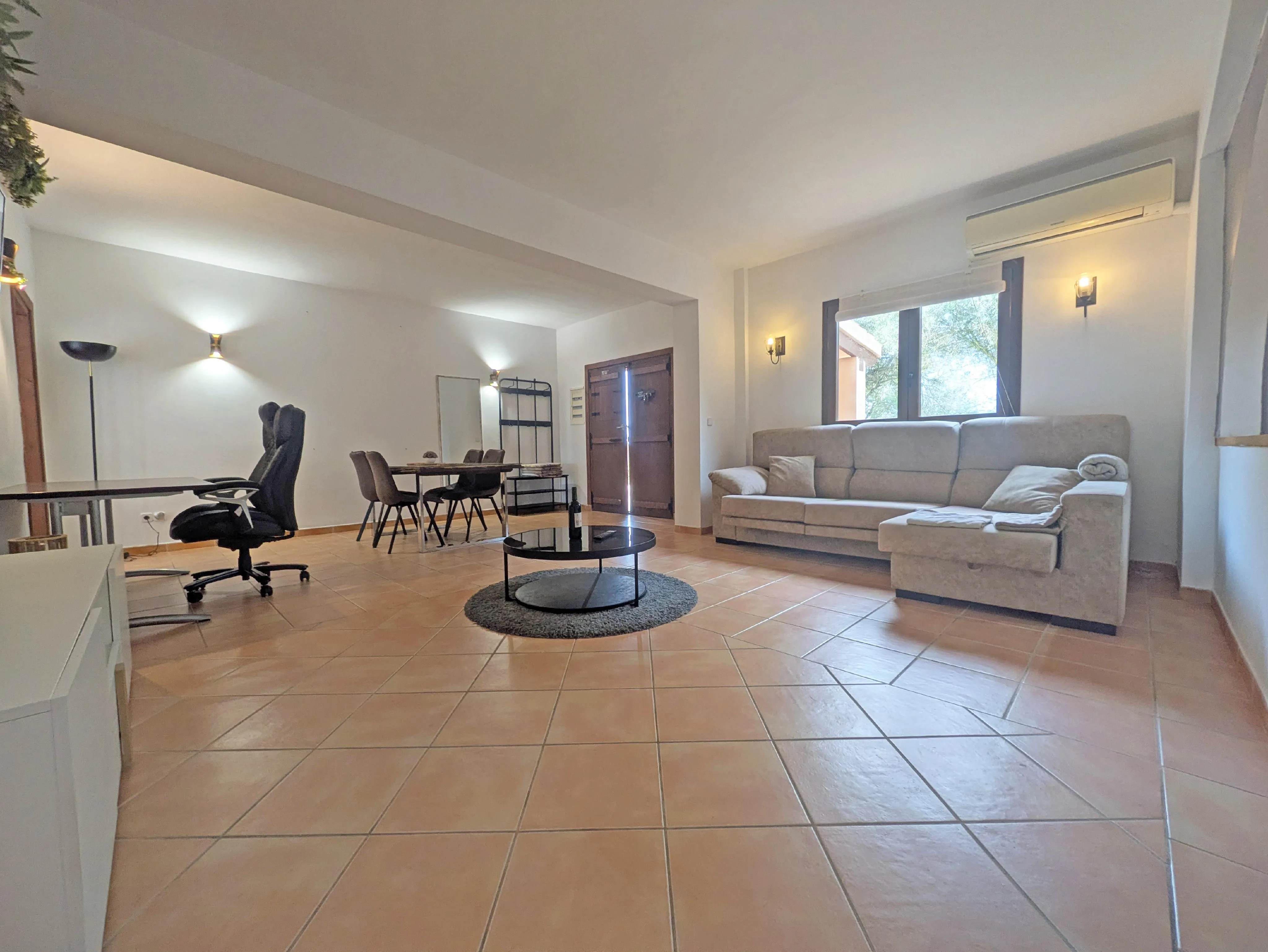 Charming Ground floor with pool and garden-7