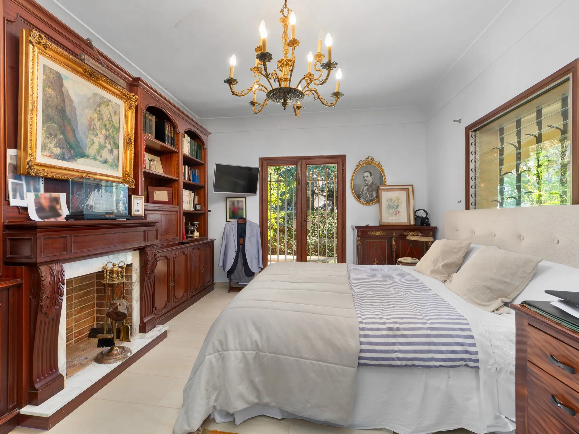 Wyjątkowa nieruchomość w Alt-Bendinat-13