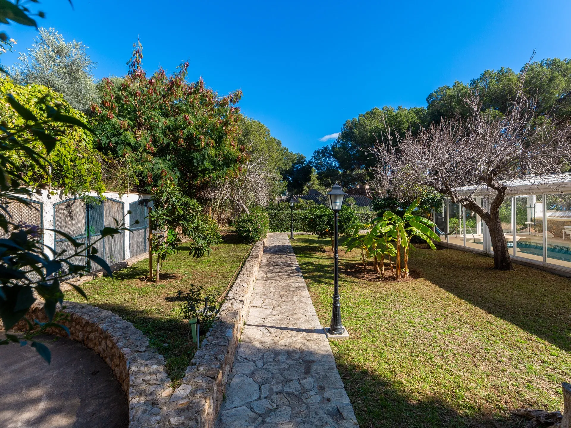 Wyjątkowa nieruchomość w Alt-Bendinat-18