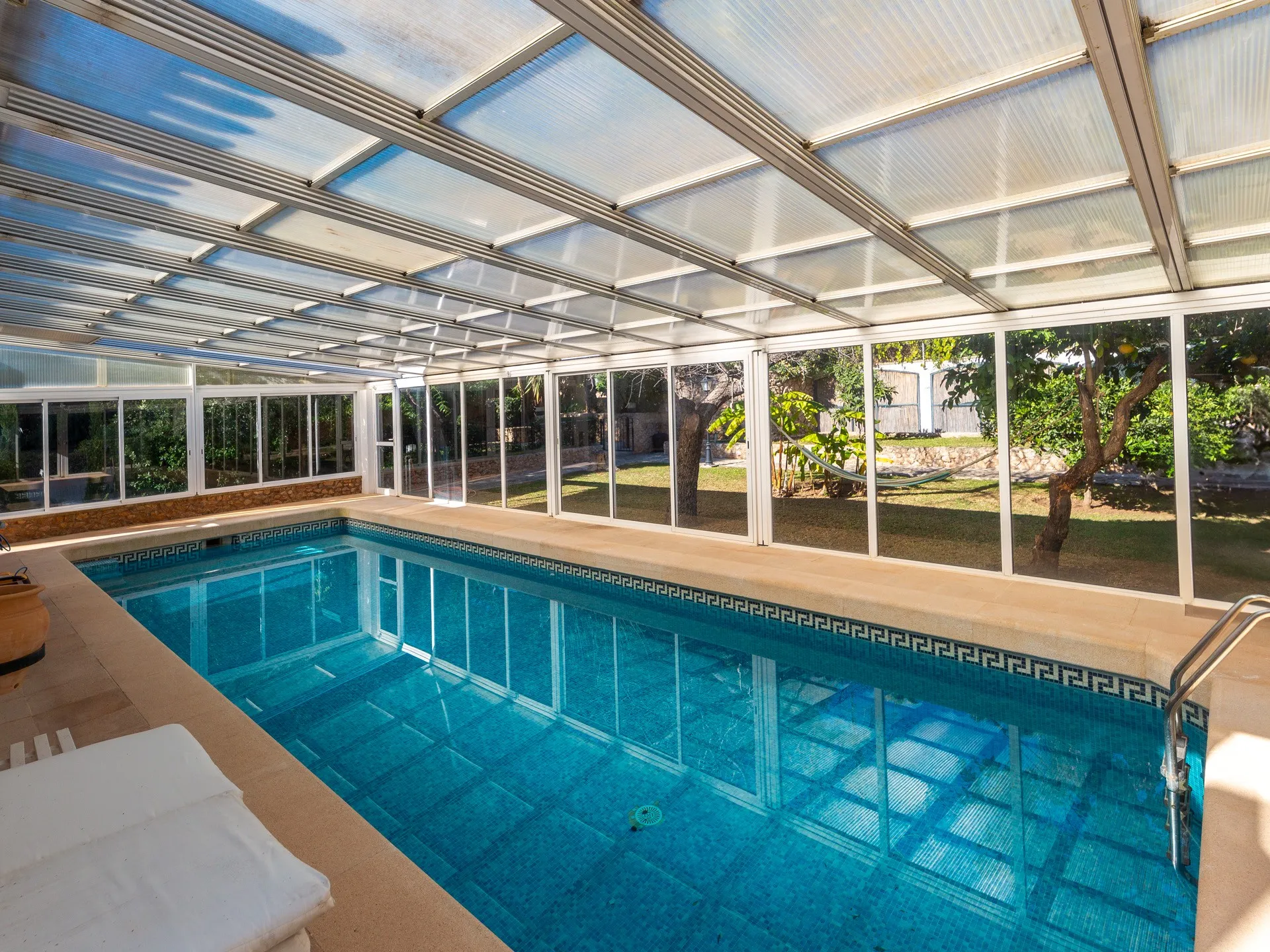 Wyjątkowa nieruchomość w Alt-Bendinat-15