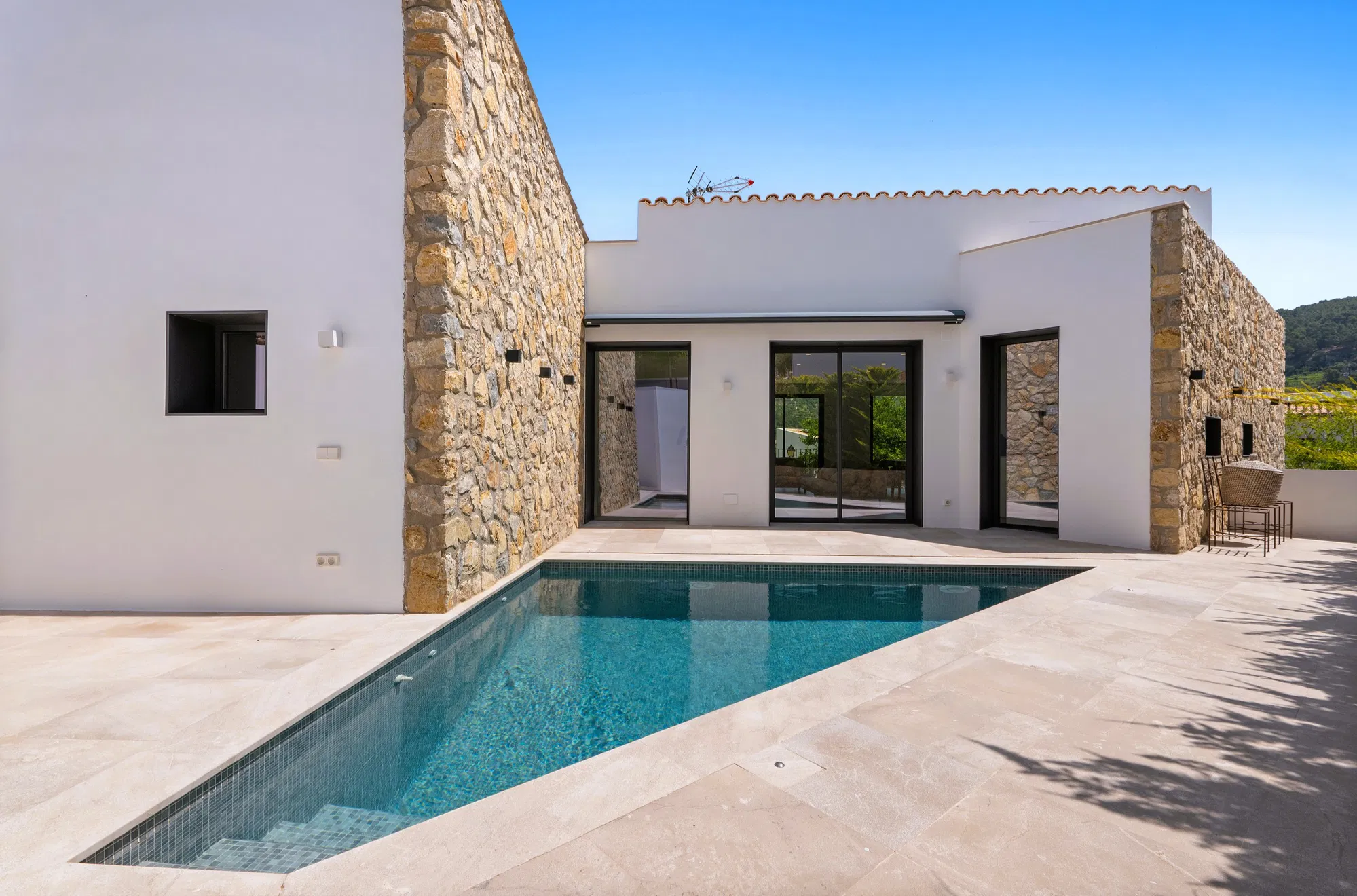 Modern detached house with a fantastic mountain panorama in Esporles-2