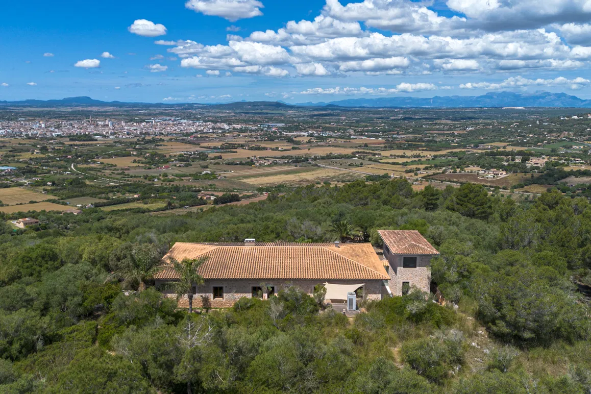 Finca with panoramic views of mountains and sea-17