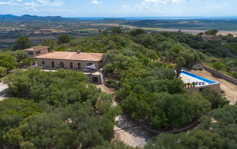 Finca med panoramaudsigt til havet