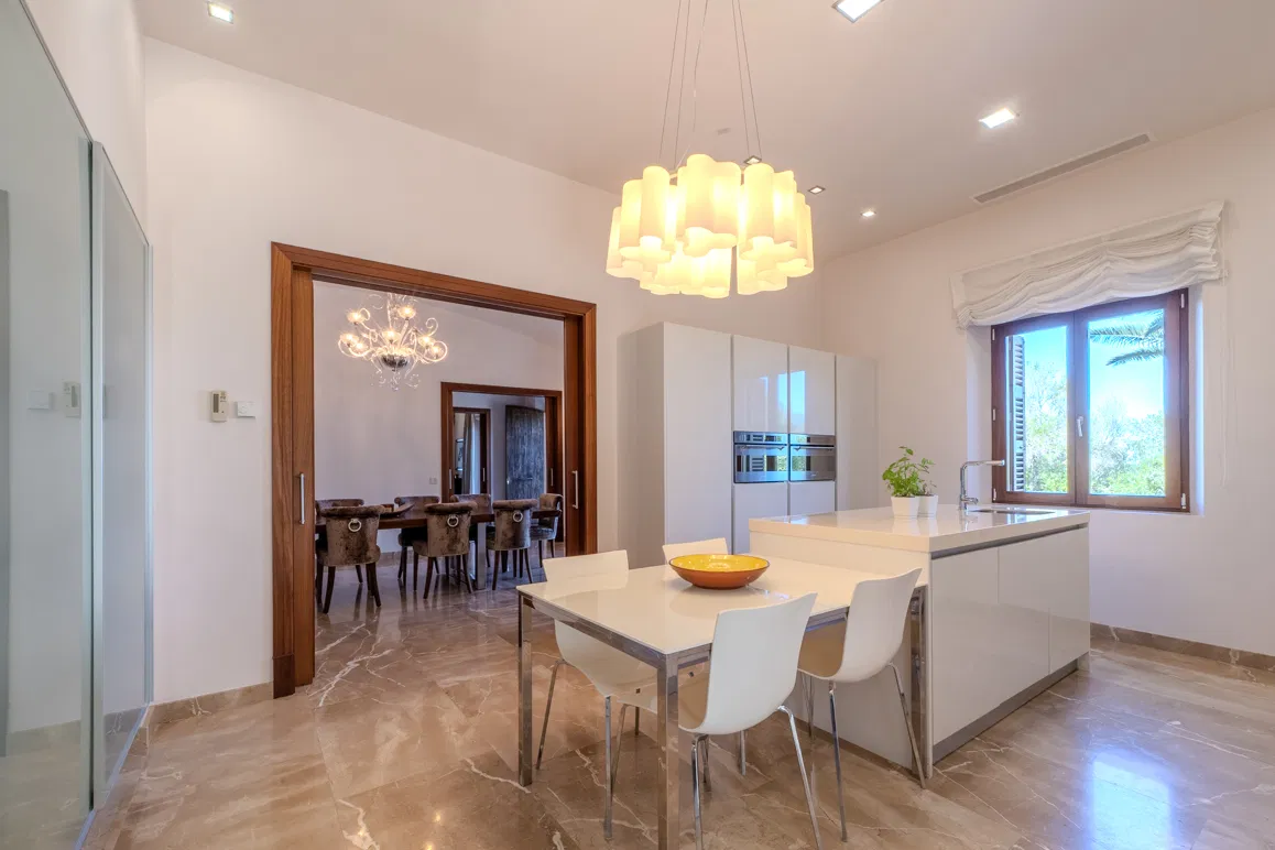 Finca with panoramic views of mountains and sea-8