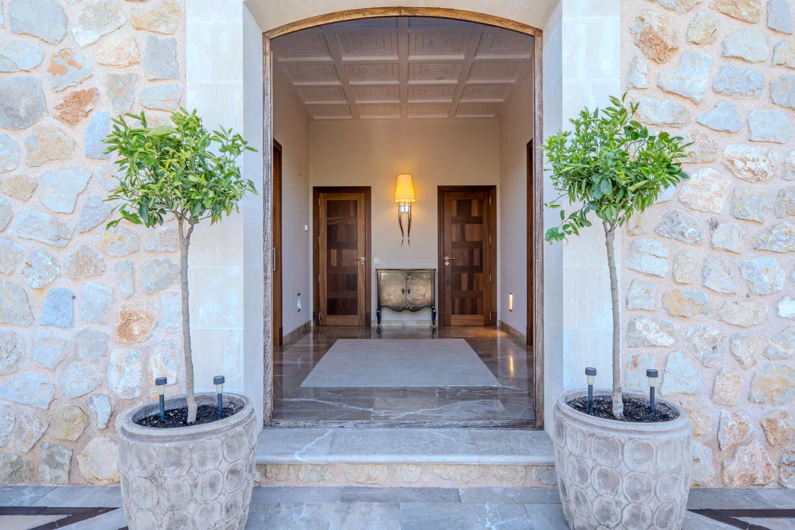 Finca with panoramic views of mountains and sea-4