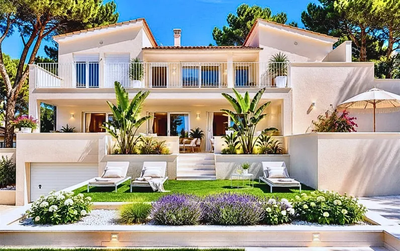Exklusive, komplett renovierte Villa mit 3 Apartments