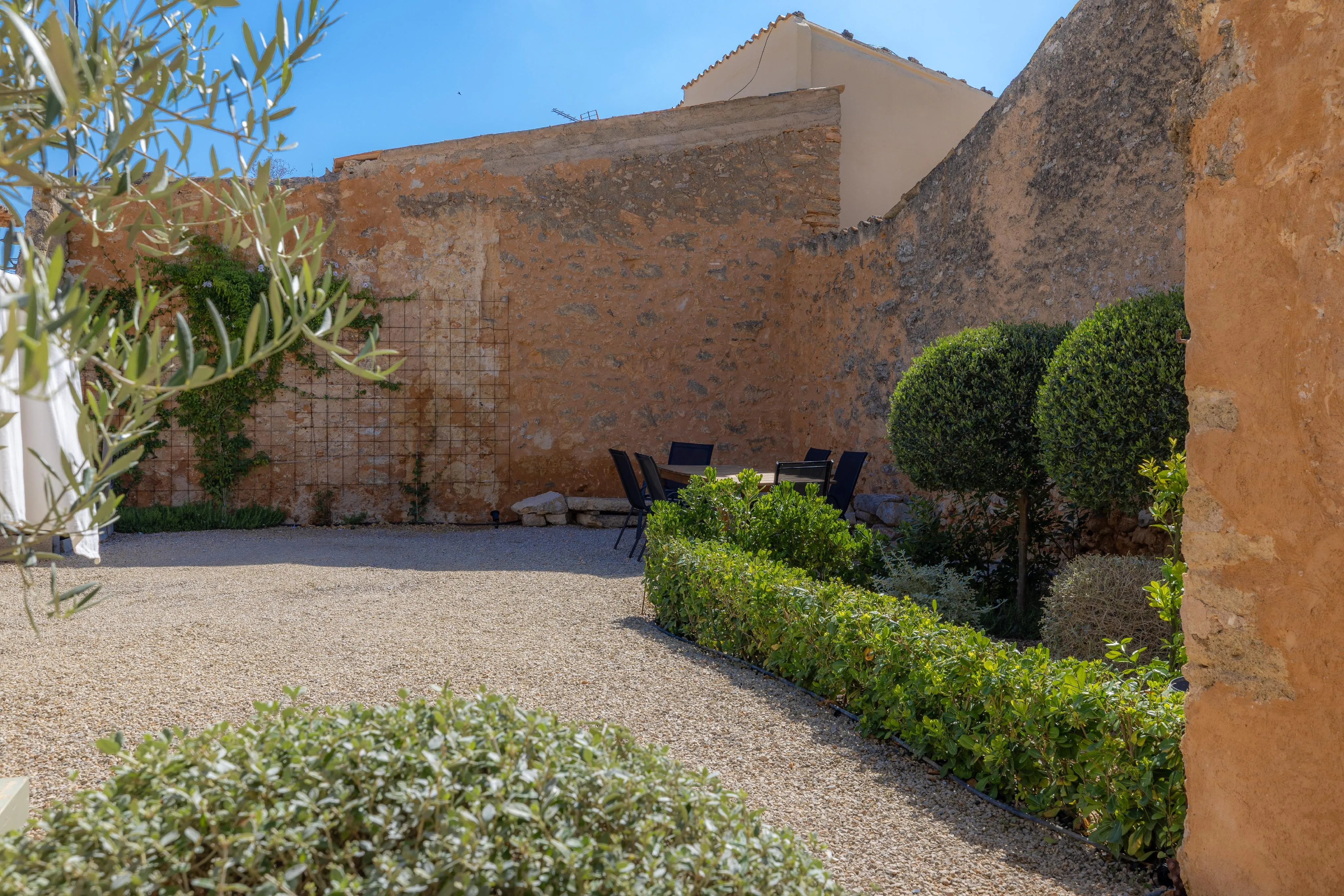 Charmerende og renoveret landsbyhus i Biniali-6