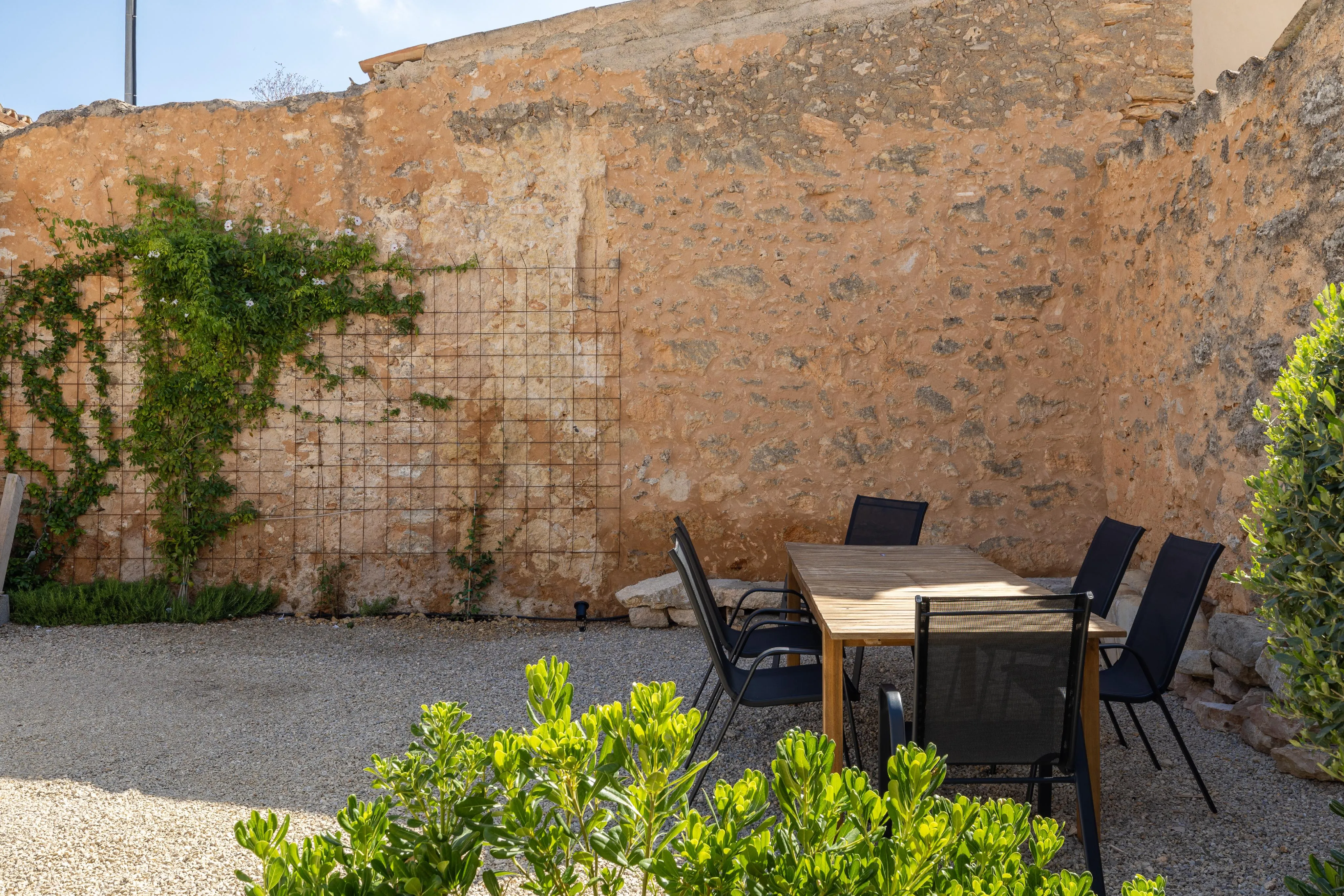 Charmerende og renoveret landsbyhus i Biniali-7