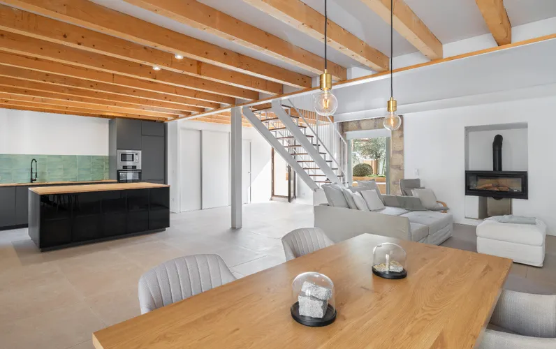 Charming & Renovated Village House in Biniali