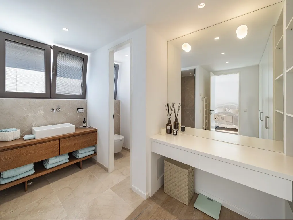 Ático único con impresionantes vistas panorámicas-14