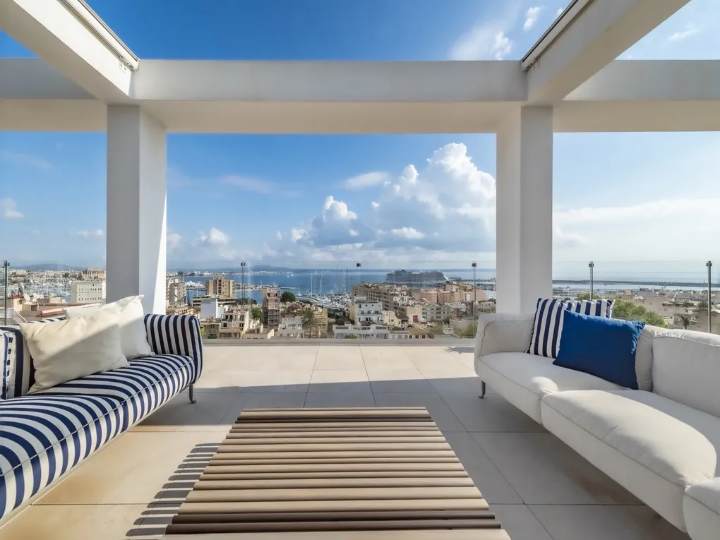 Ático único con impresionantes vistas panorámicas-17