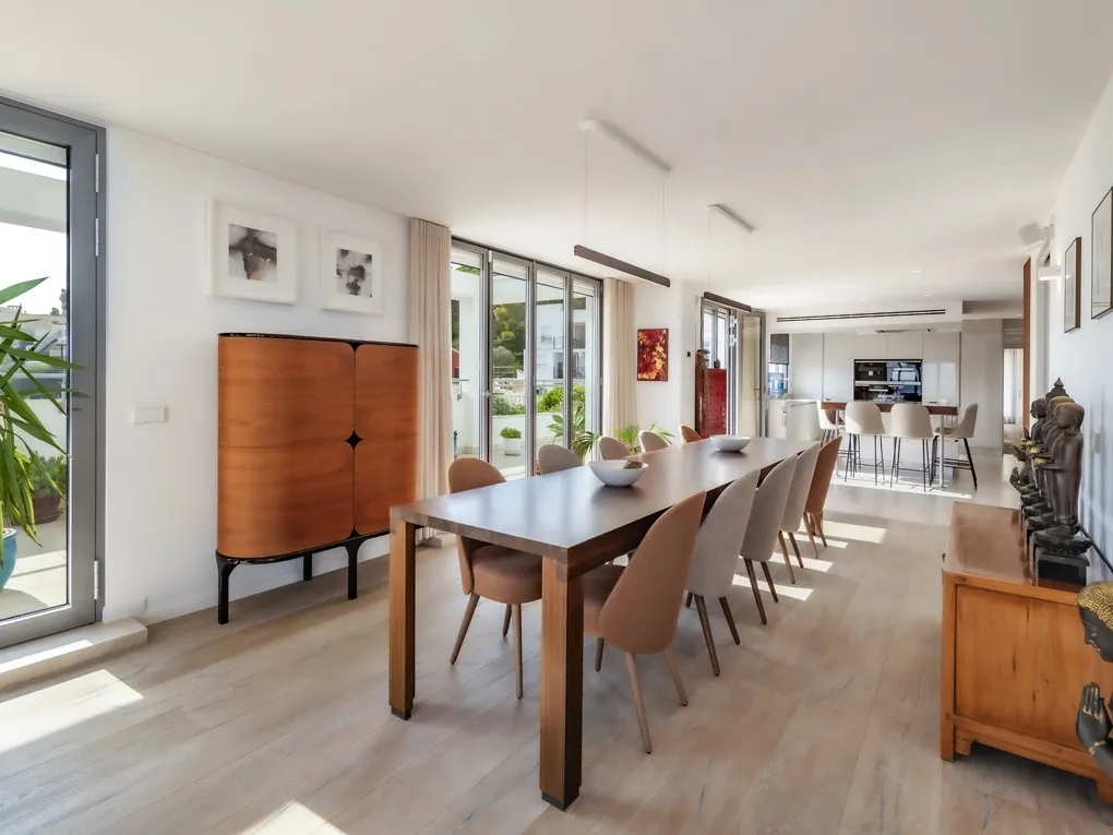 Ático único con impresionantes vistas panorámicas-5