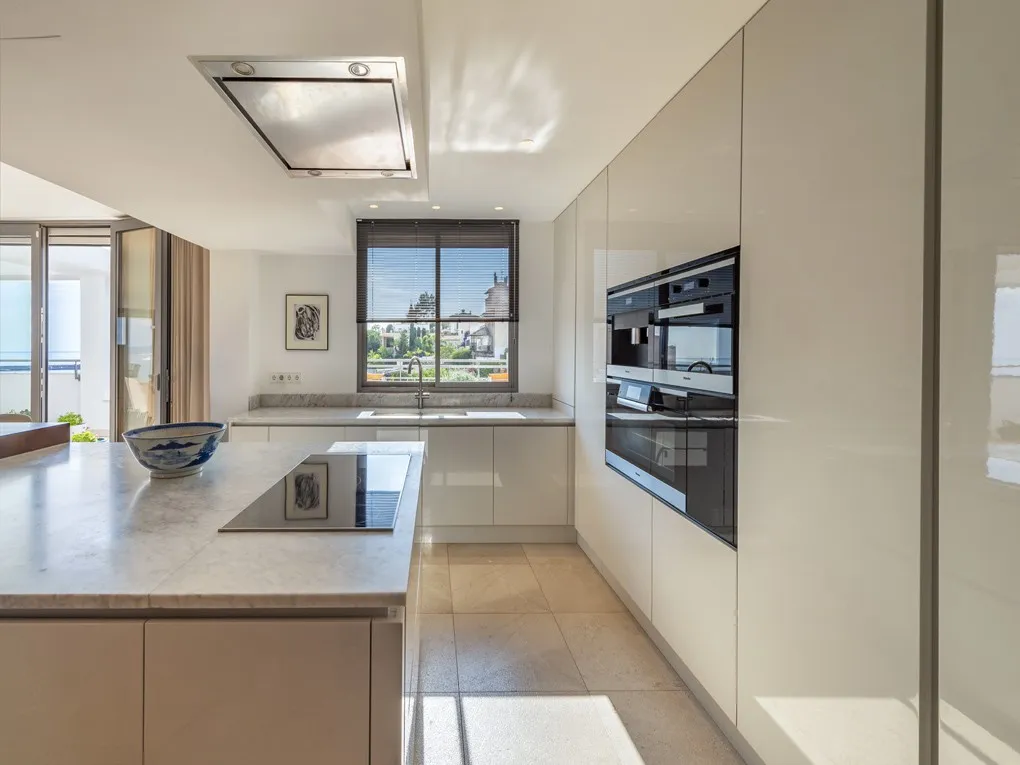 Ático único con impresionantes vistas panorámicas-6