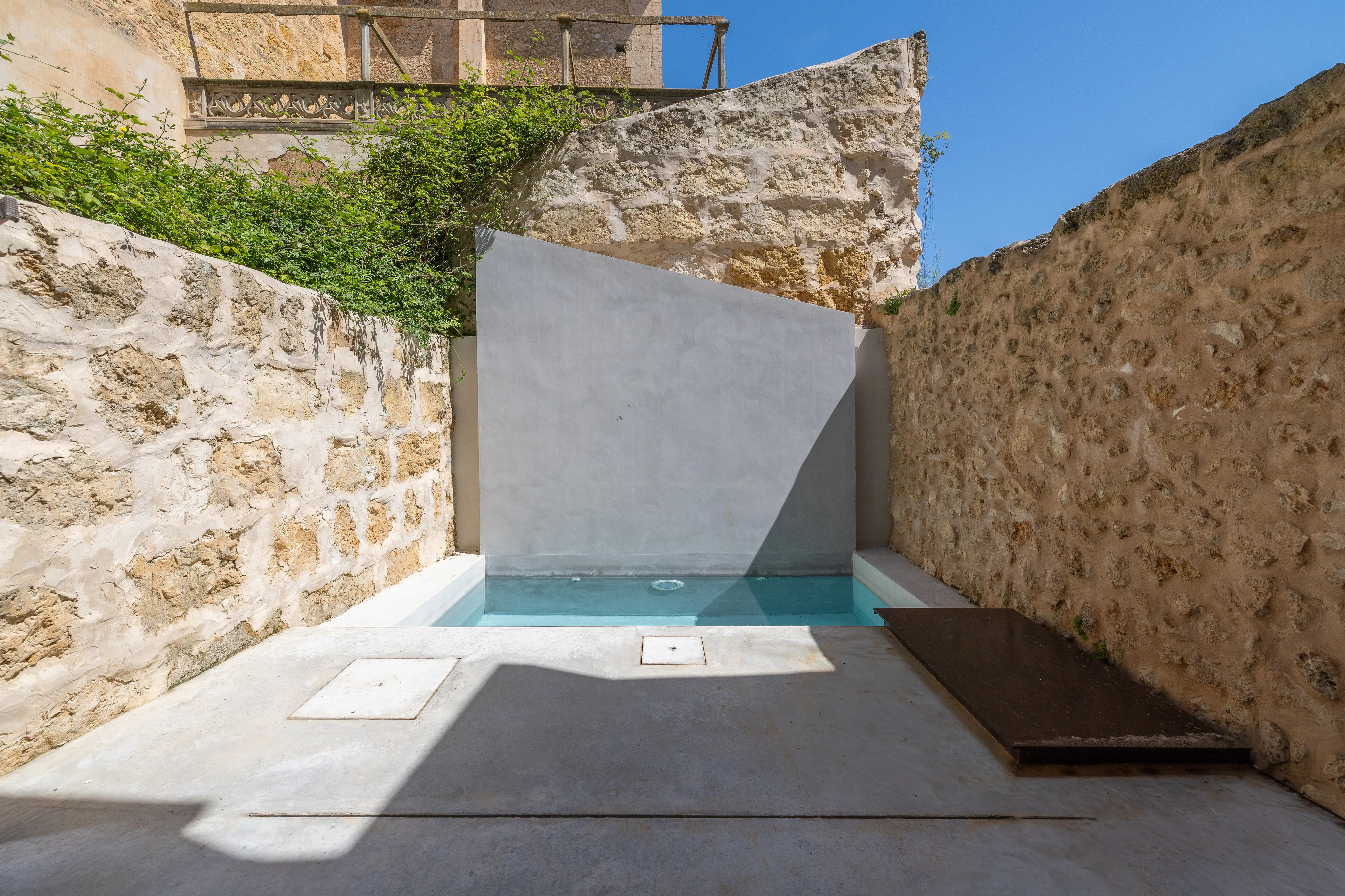 Incantevole casa a schiera con piscina e di facile manutenzione-19