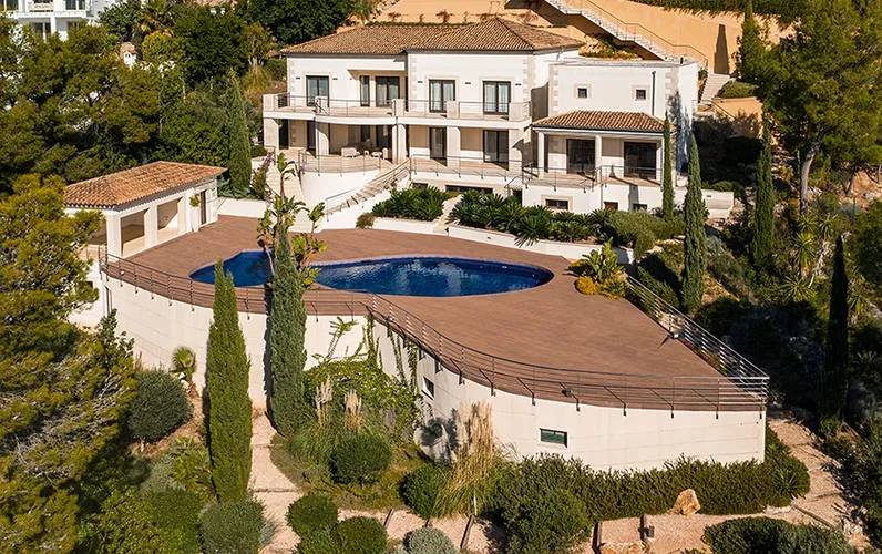 Villa med gästhus i Son Vida