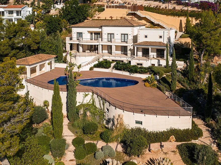 Villa with guest house in Son Vida-1