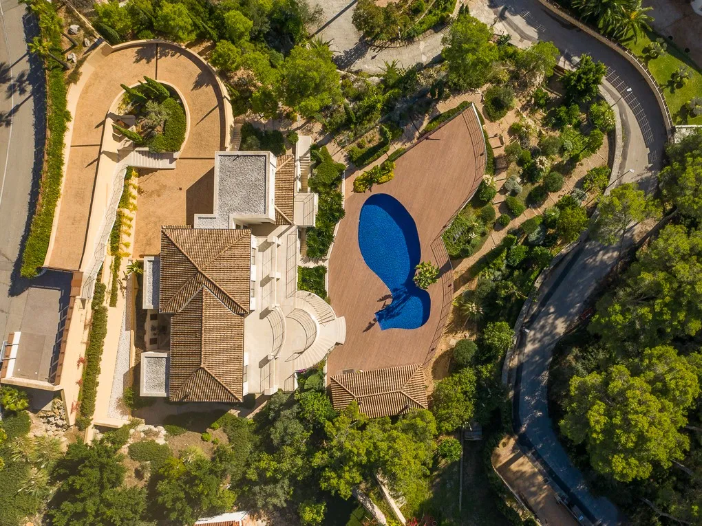 Villa with guest house in Son Vida-12