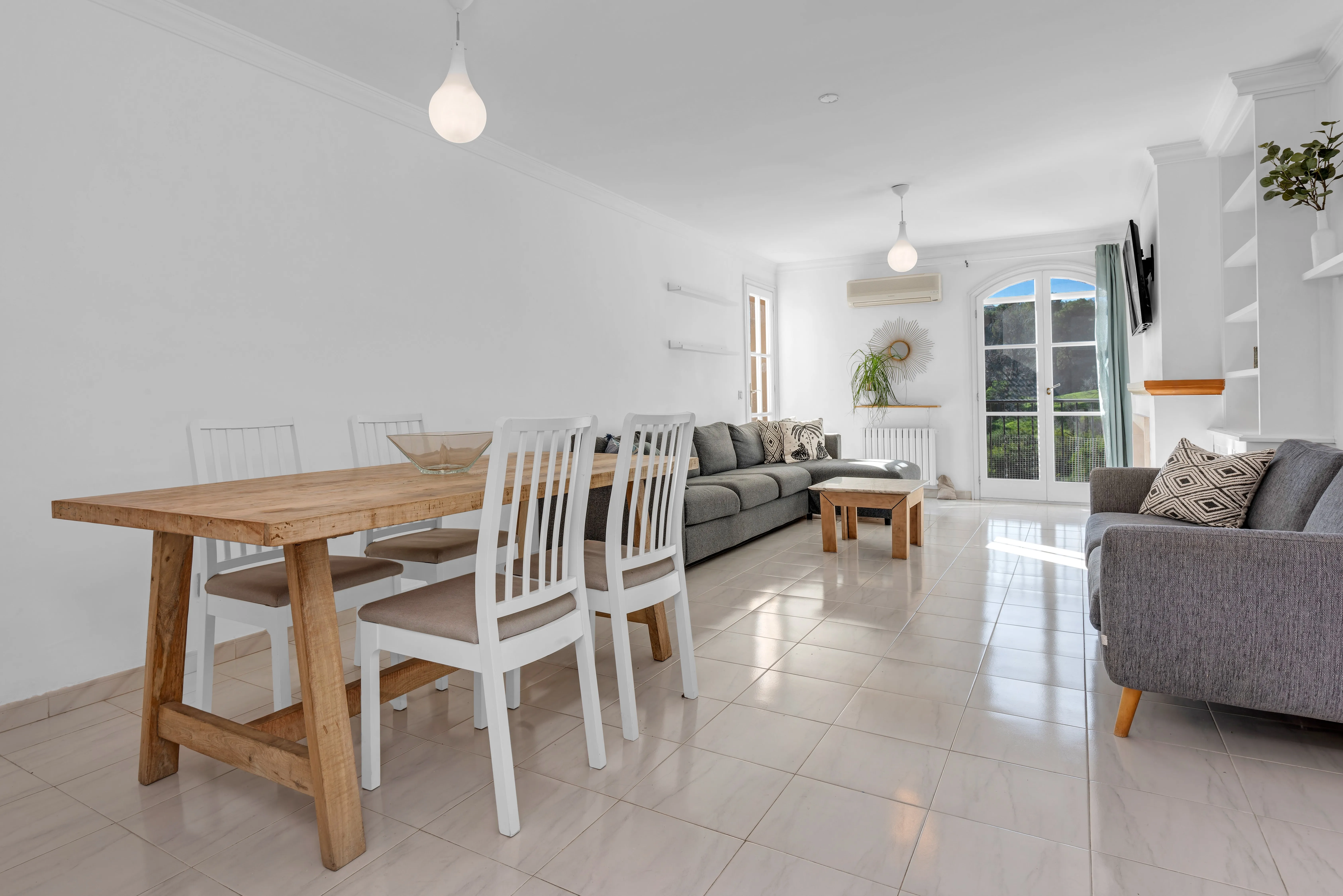 Fantastic two-bedroom apartment in an exclusive location-5