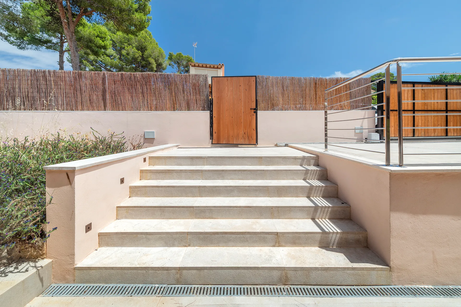 Villa de nueva construcción de estilo tradicional cerca del mar en Alcudia-4
