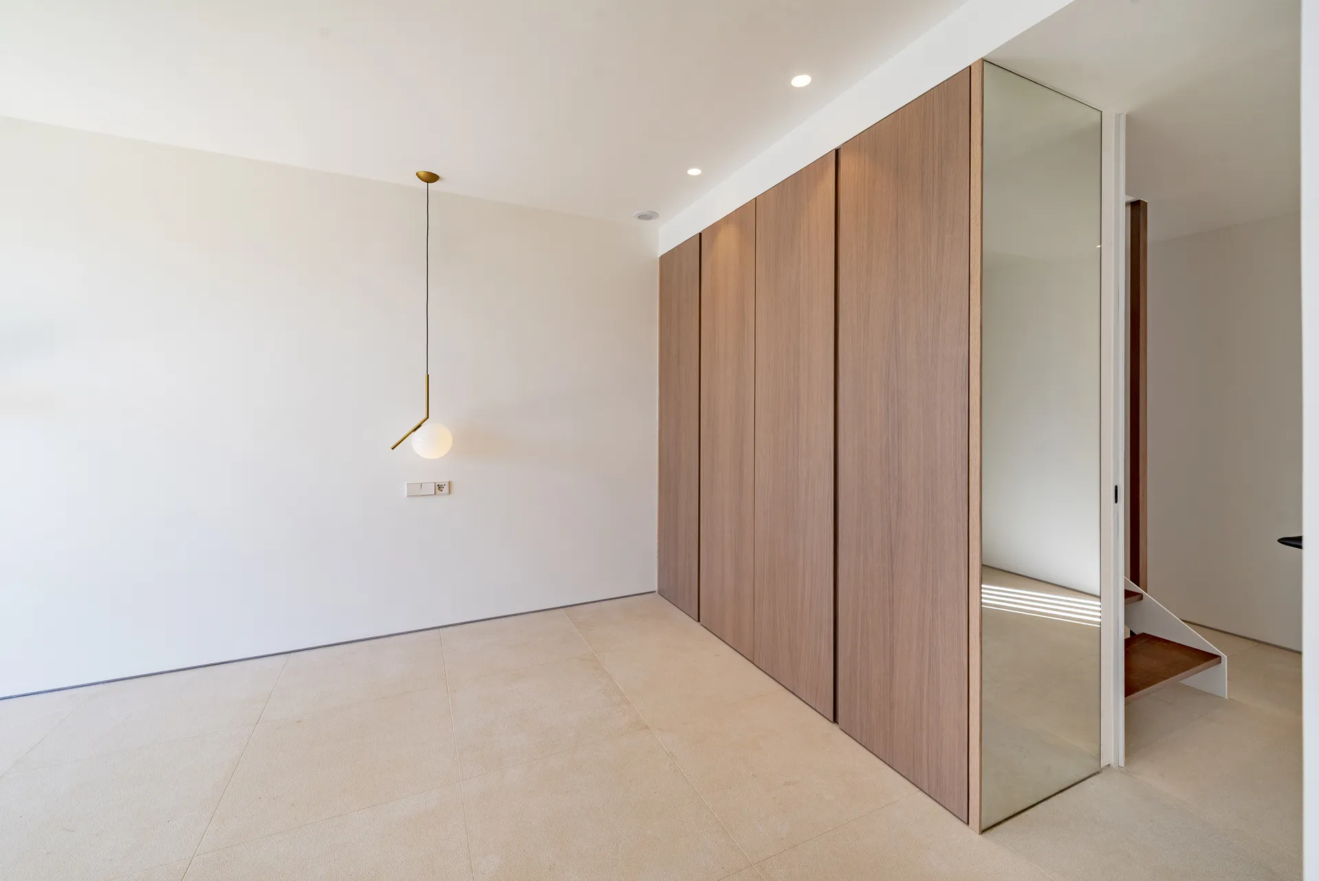 Great opportunity to acquire a modern high-quality villa in Alcanada, Mallorca-31