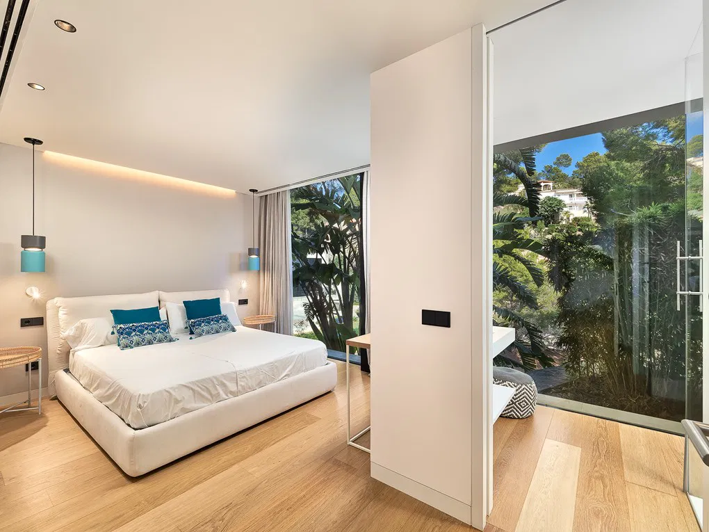 Exclusieve moderne designvilla met uitzicht op de haven-19