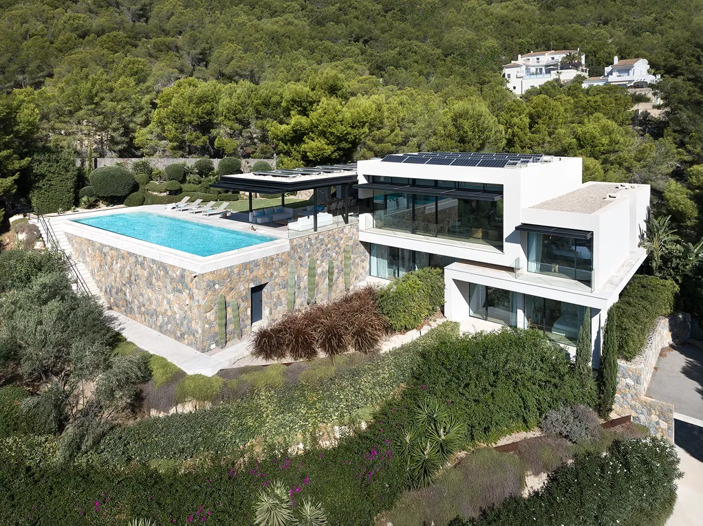 Exclusieve moderne designvilla met uitzicht op de haven-1