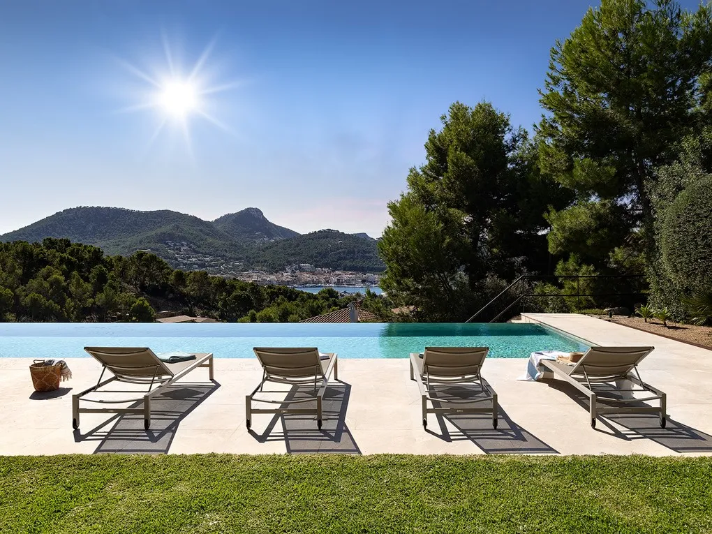 Moderna villa de diseño con vistas al puerto-8