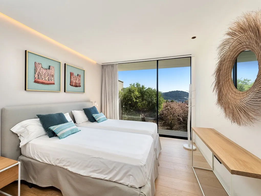 Moderna villa de diseño con vistas al puerto-15