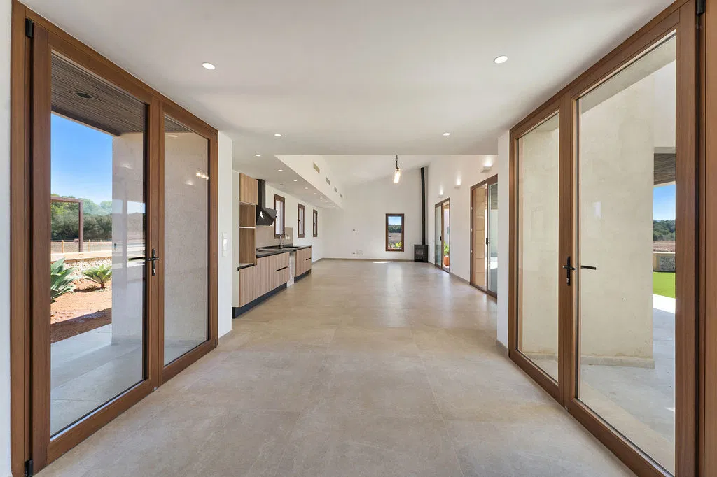 Modern new estate with pool and spacious design-6