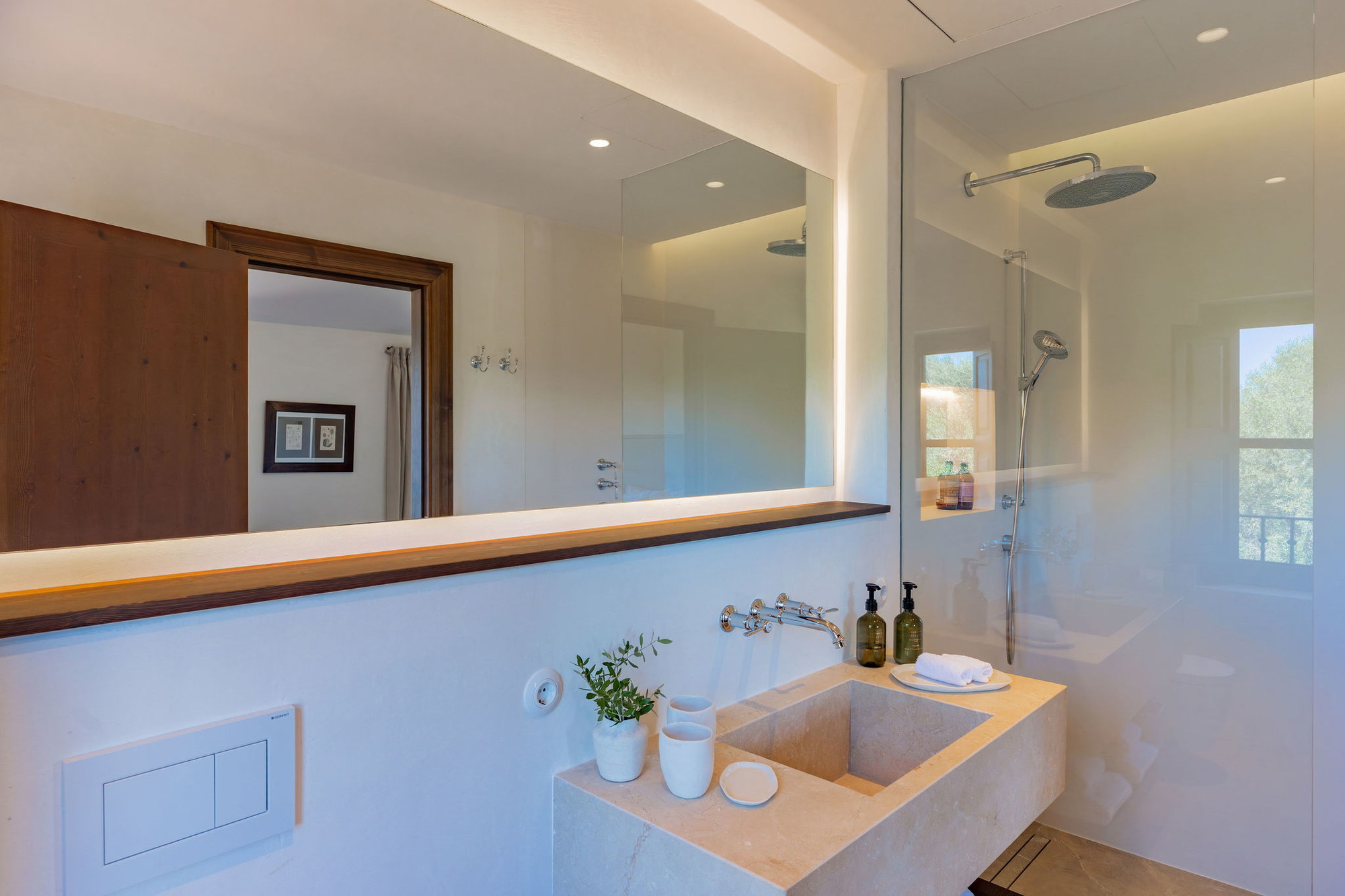 Una elegant casa de camp en una ubicació privilegiada-12