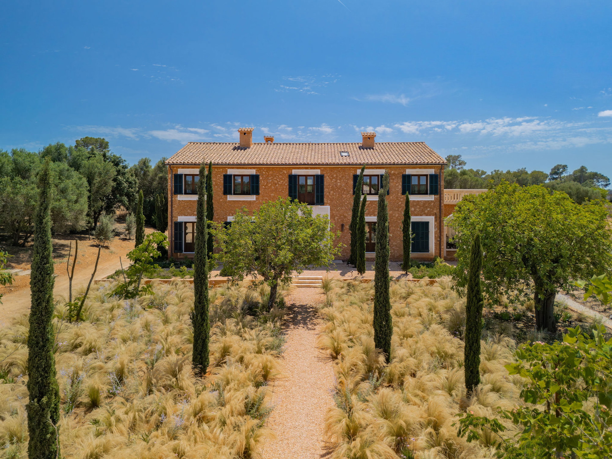 Una elegant casa de camp en una ubicació privilegiada-18