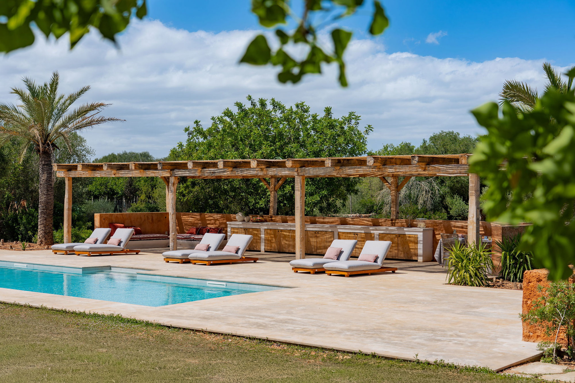 Una elegant casa de camp en una ubicació privilegiada-14