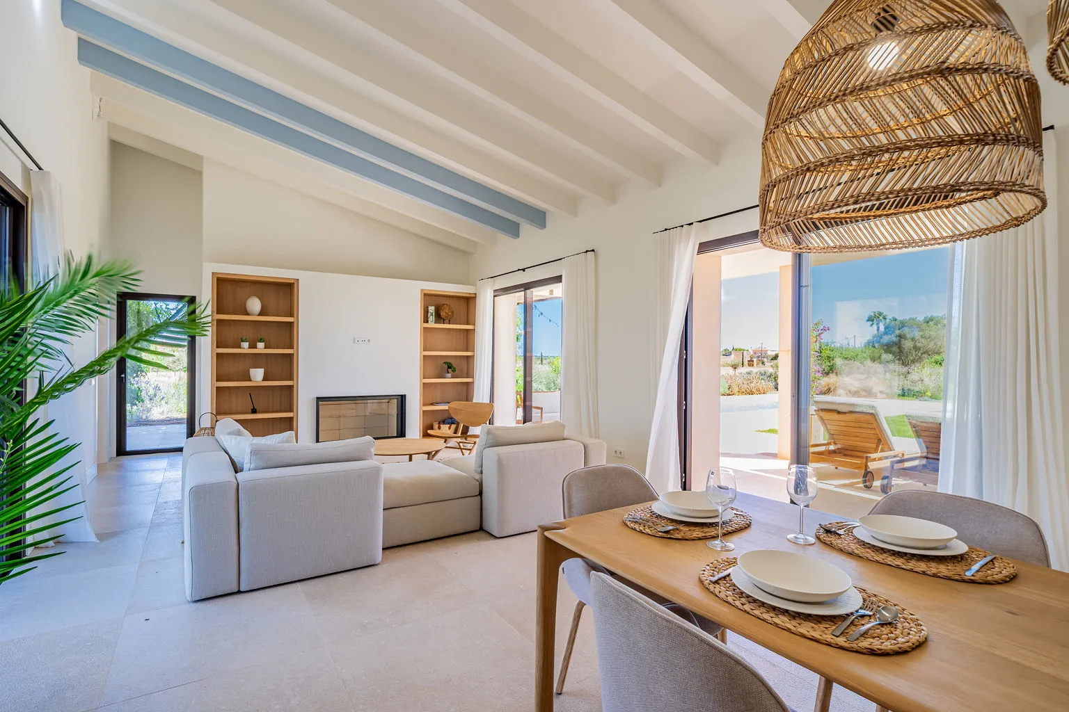 Newly built finca near Es Trenc-5