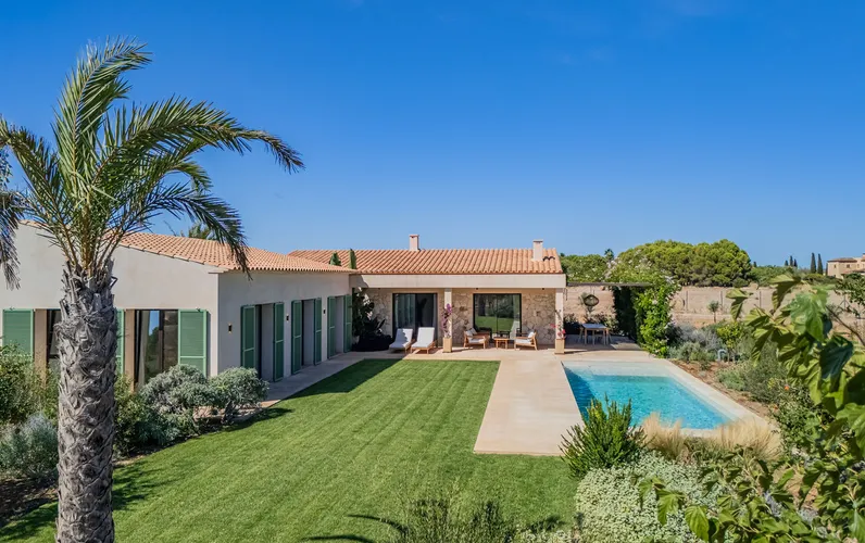 Finca de nova construcció en planta baixa prop d'Es Trenc