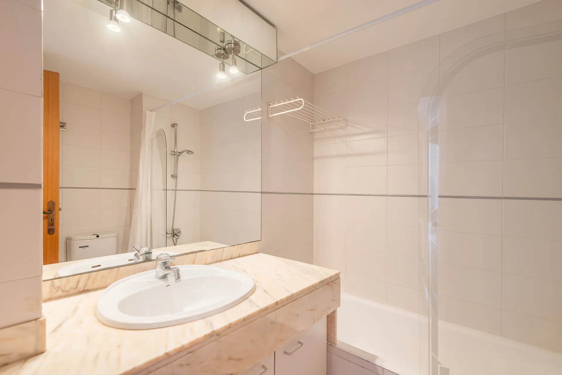 Lägenhet i frontlinjen med fri havsutsikt-17