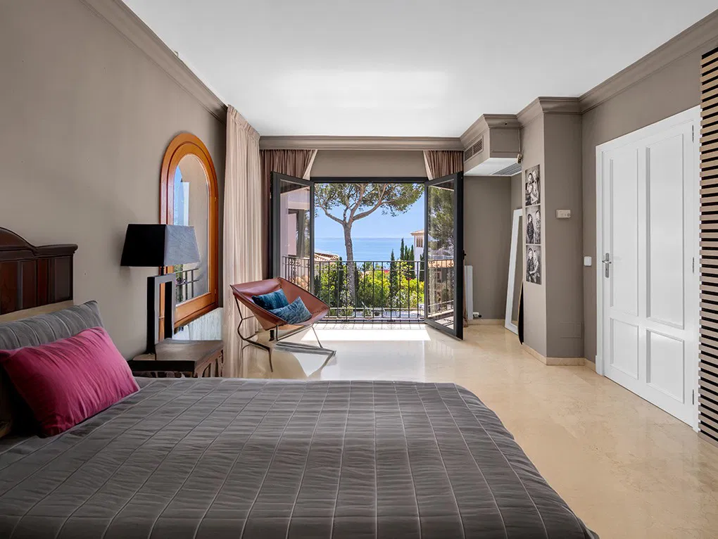 Magnifique villa avec vue sur la mer-25